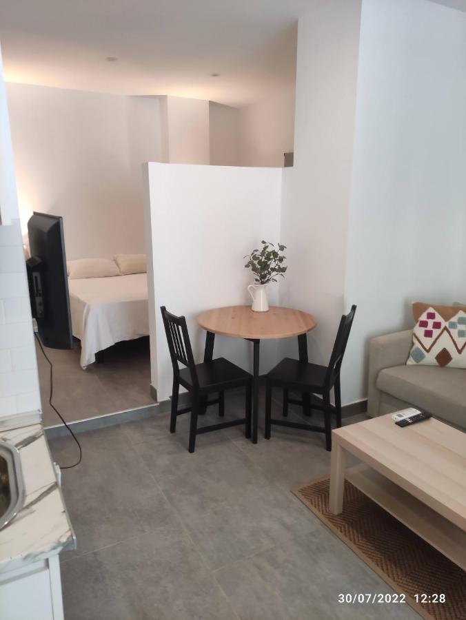 Apartament Complejo Pinta18 At1, At2 Y At3 Sewilla Zewnętrze zdjęcie